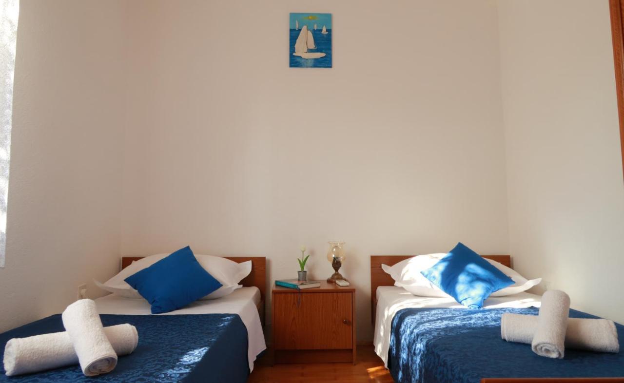 Apartments Ivanka Trogir Exterior photo